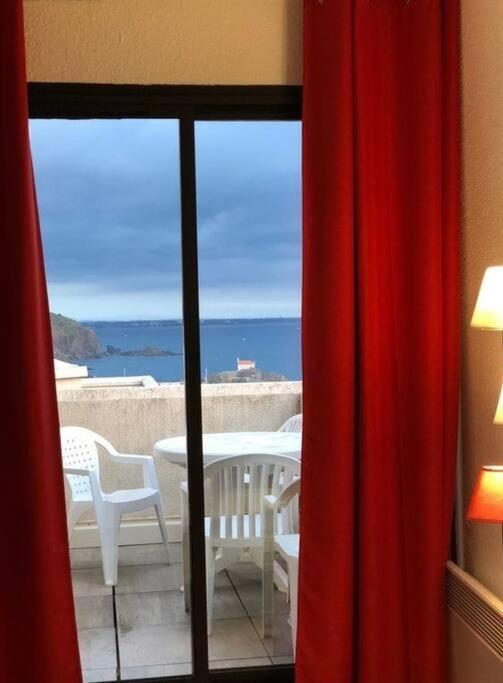 Location Vue Mer Du Samedi Au Samedi, Clim, Parking, Piscine, Plage Κολιούρ Εξωτερικό φωτογραφία